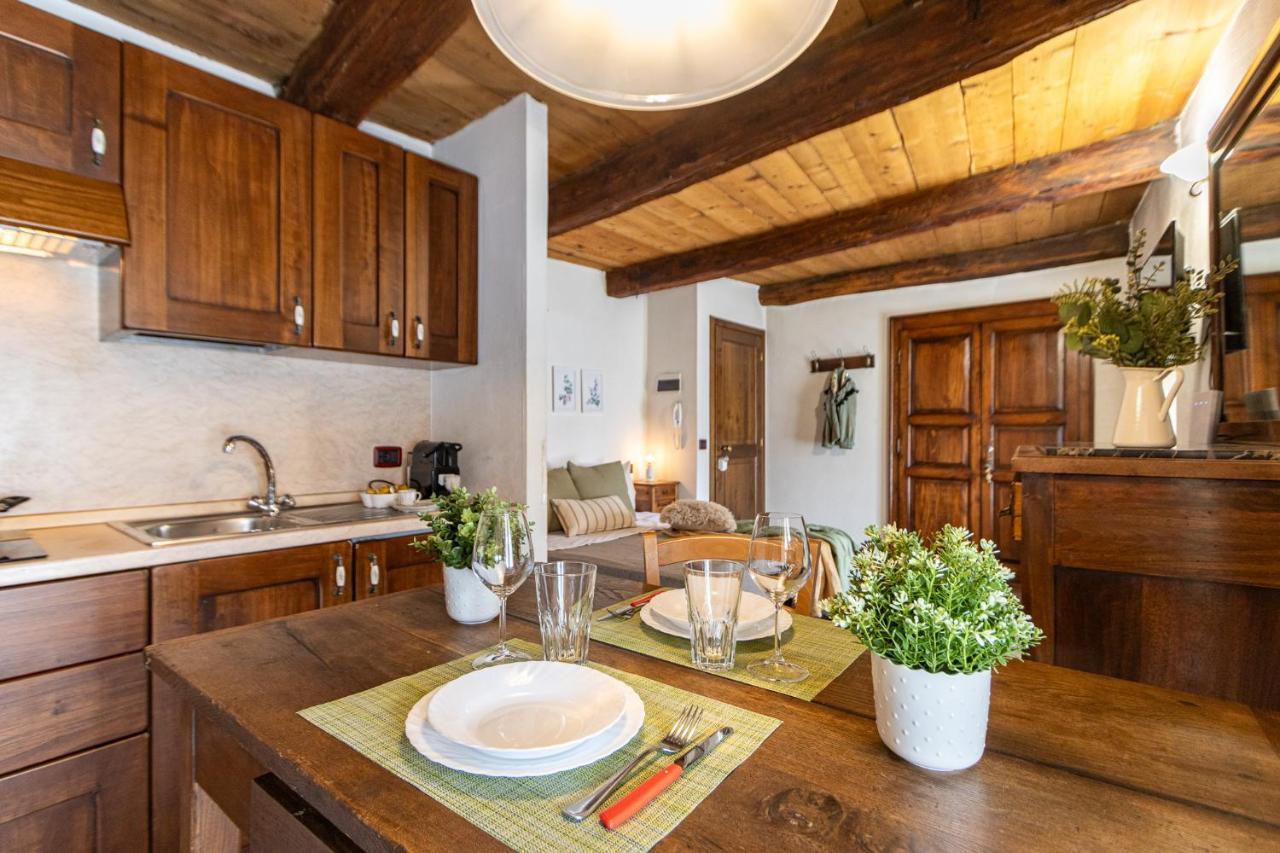 Stay5Vie: Incantevole Monolocale/Balcone/Borgo Domodossola Exterior photo