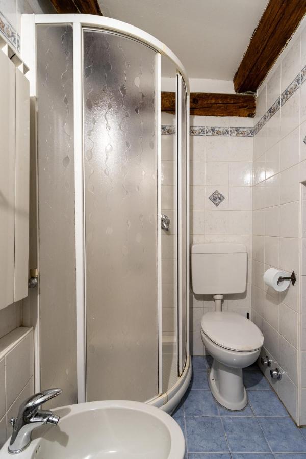 Stay5Vie: Incantevole Monolocale/Balcone/Borgo Domodossola Exterior photo